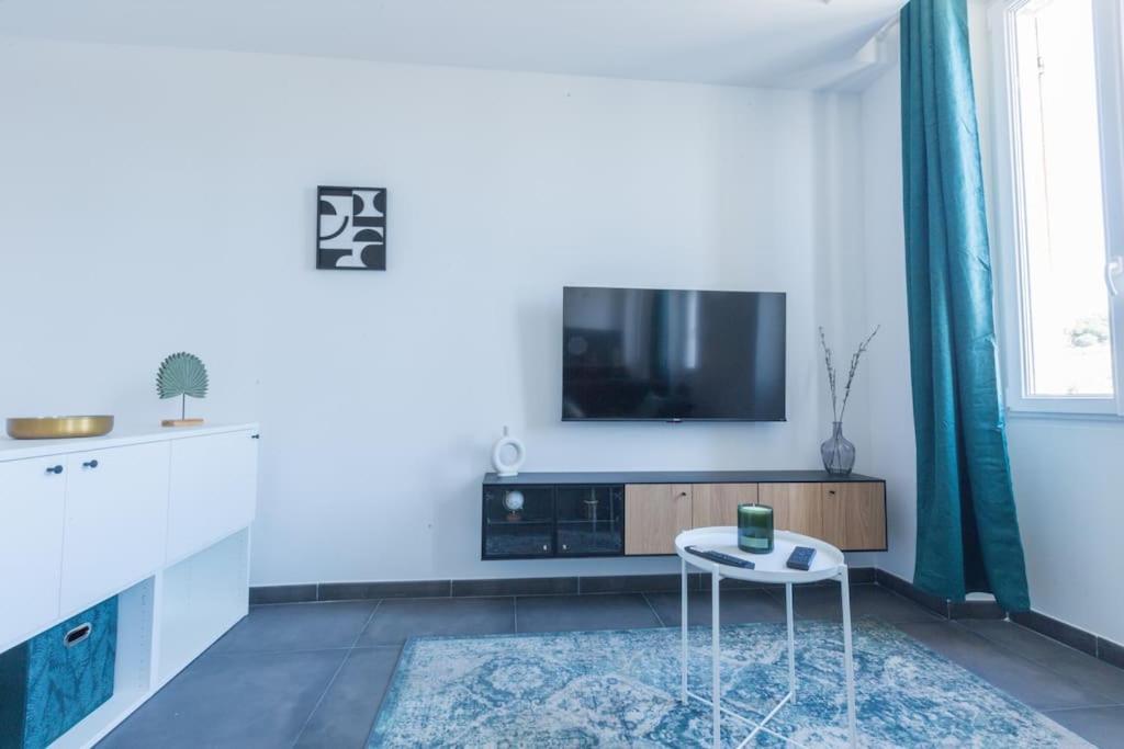 Apartment {o Soleil Sucre De St-louis} * Clim - Marseille